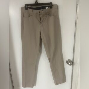 listing-status-banner